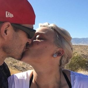 Meet your Posher, Thomas